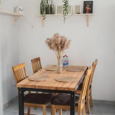 Cozy Seaside *